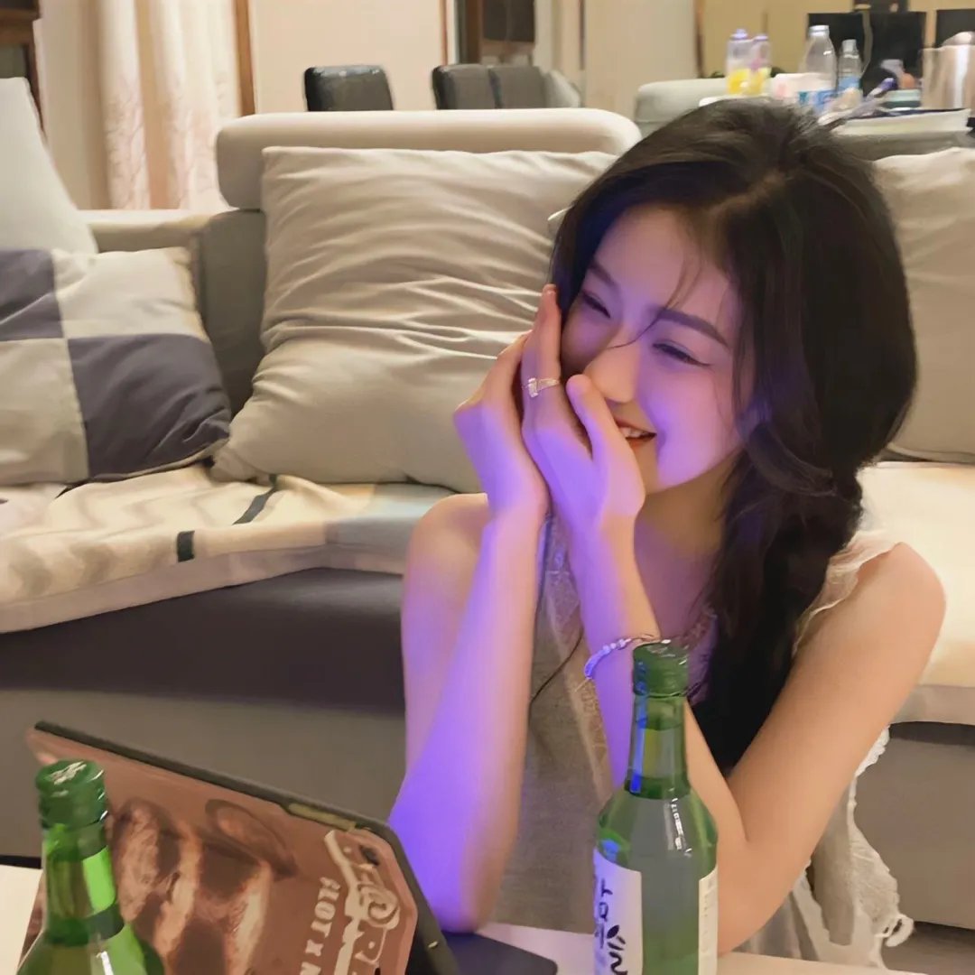 抄家当场，我抱住权臣大腿喊相公